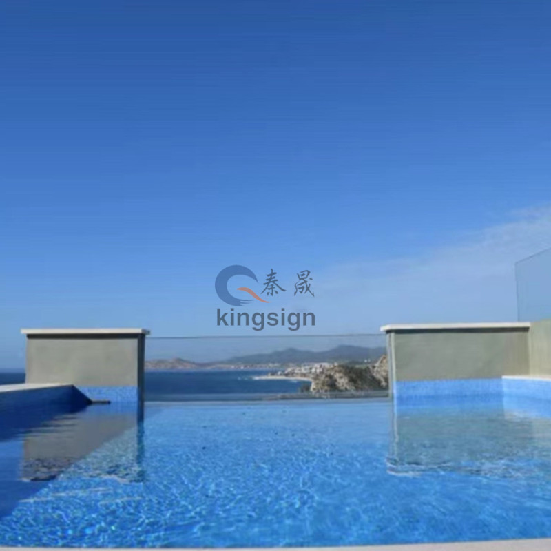 Infinity Swimming Pools အတွက် Acrylic ကို ဘာကြောင့် ရွေးချယ်တာလဲ။